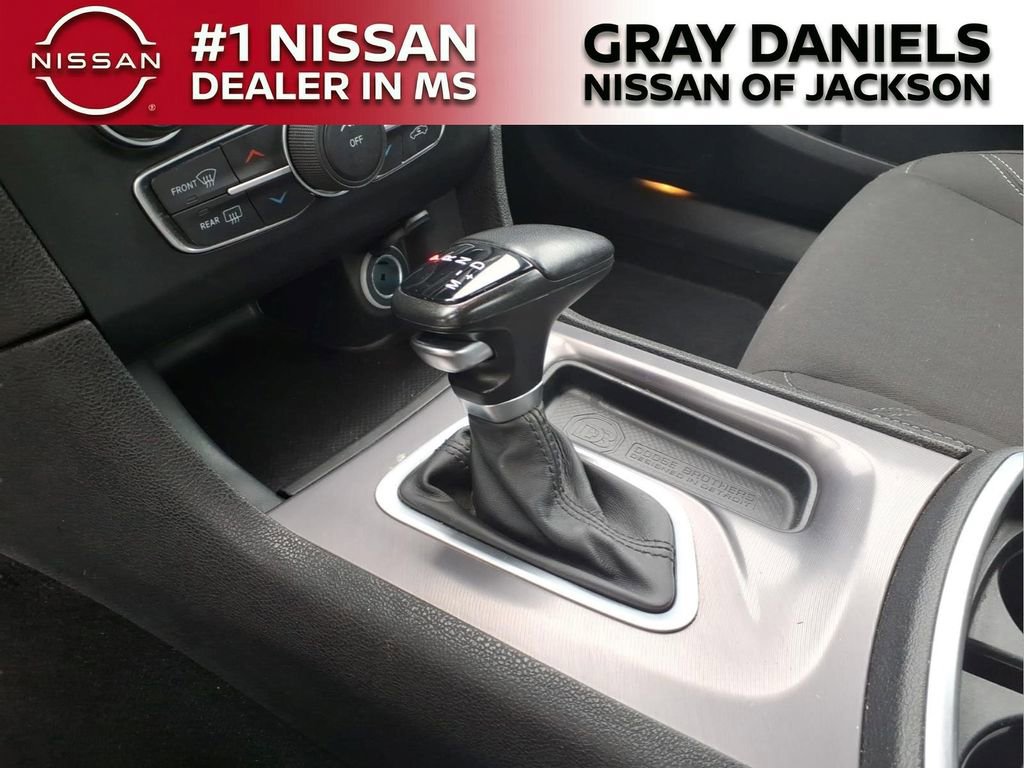 Used 2023 Dodge Charger SXT RWD image 19