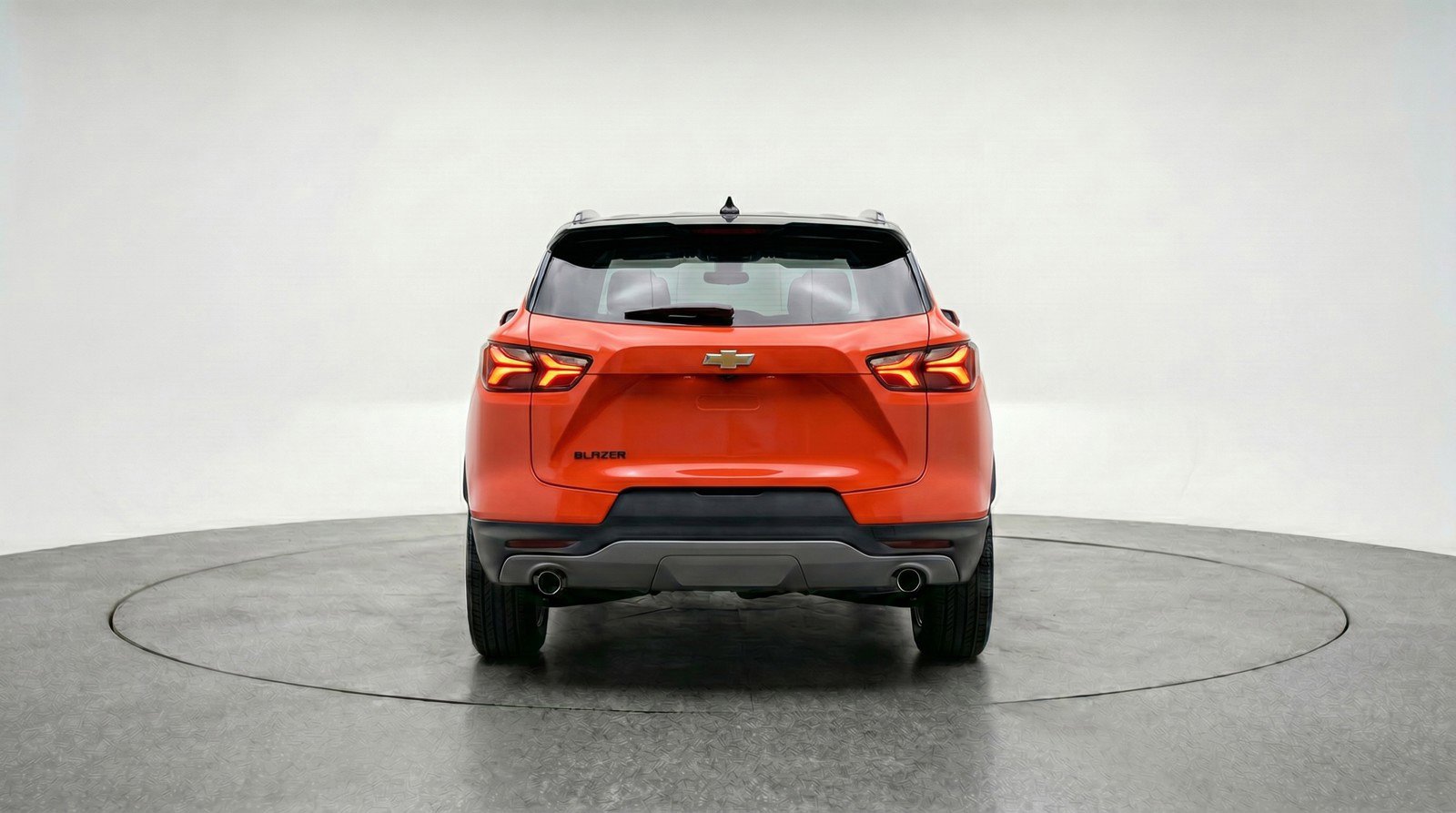 Used 2025 Chevrolet Blazer LT FWD image 7