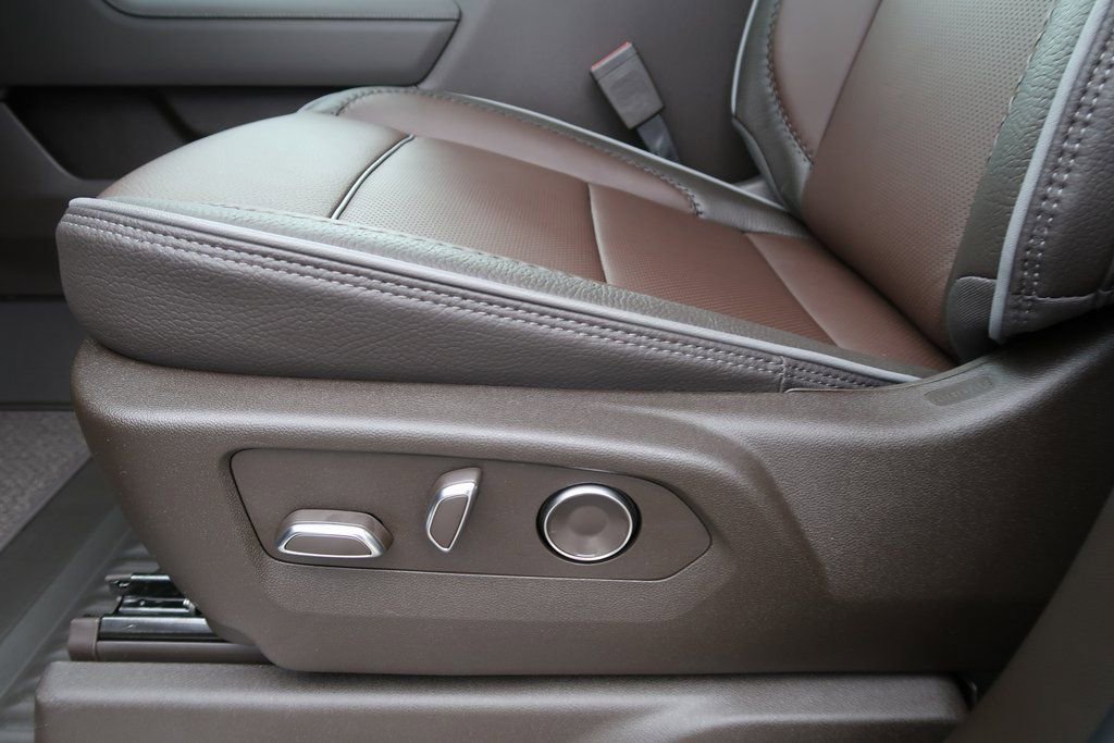 New 2026 GMC Sierra 2500 Denali w/ Denali Reserve Package image 10