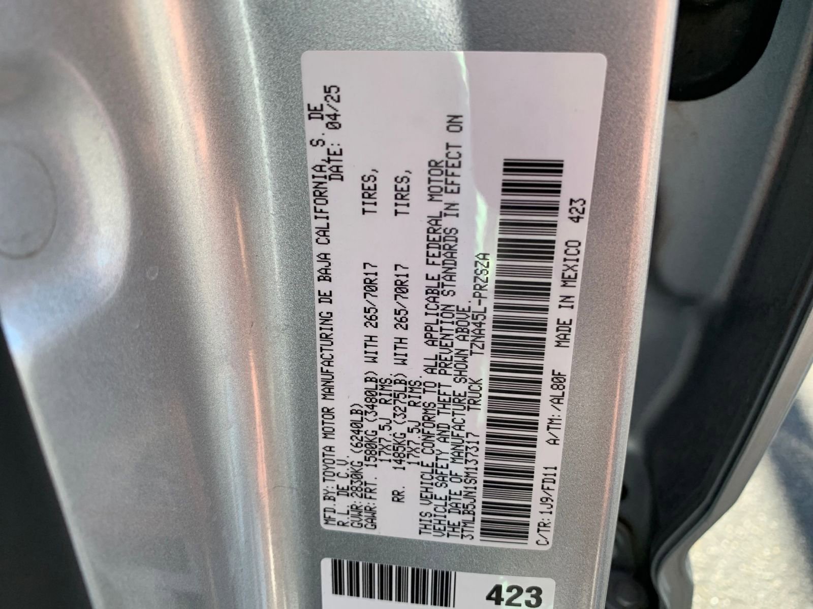 Used 2025 Toyota Tacoma TRD Off-Road image 28