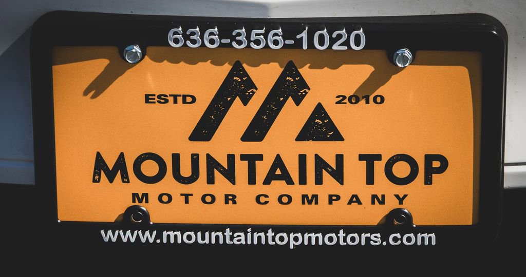 Used 2020 Buick Enclave Essence image 3