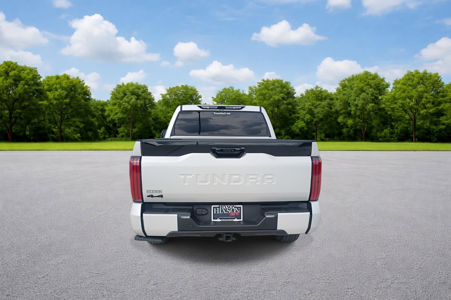 Used 2025 Toyota Tundra Platinum w/ TRD Off-Road Package image 7