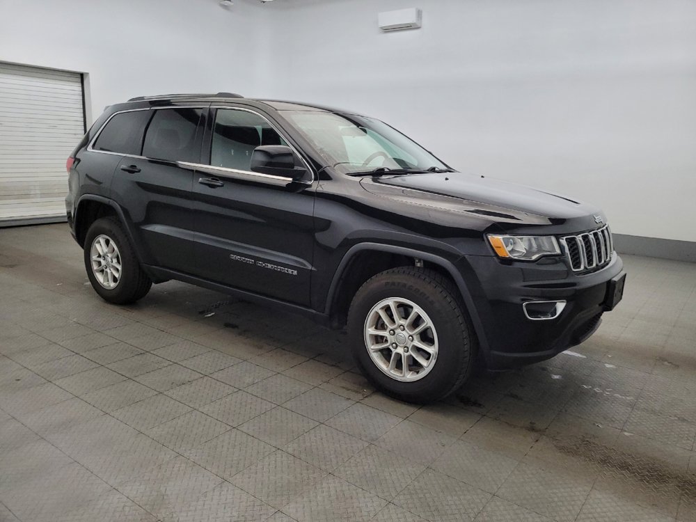 Used 2019 Jeep Grand Cherokee Laredo AWD/4WD image 11