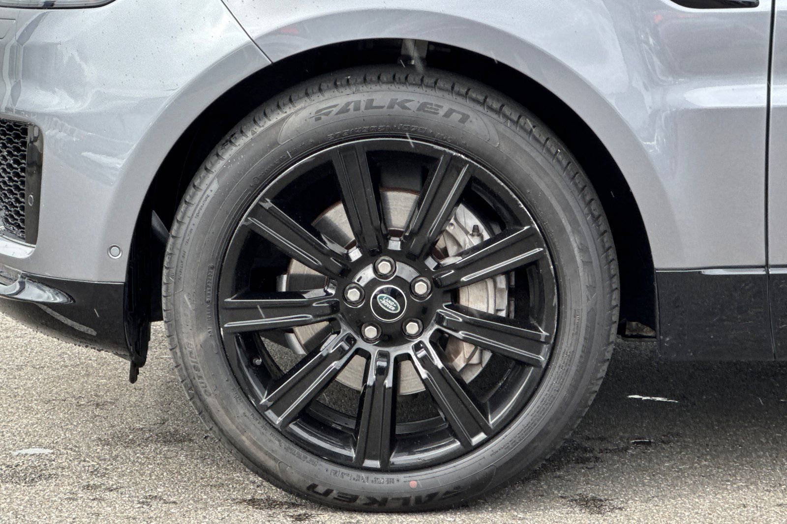 Used 2022 Land Rover Range Rover Sport HSE Silver Edition image 33