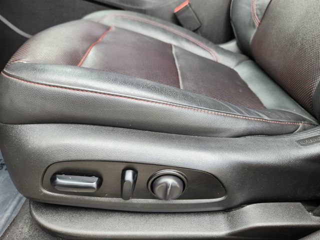 Used 2020 Chevrolet Blazer RS w/ LPO, Floor Liner Package image 9