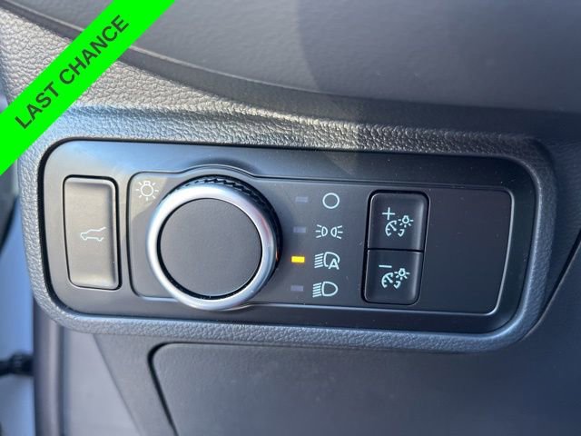 Used 2025 Ford Explorer Active image 16