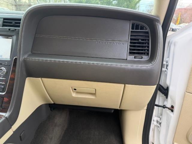 Used 2017 Lincoln Navigator L Reserve AWD/4WD image 45