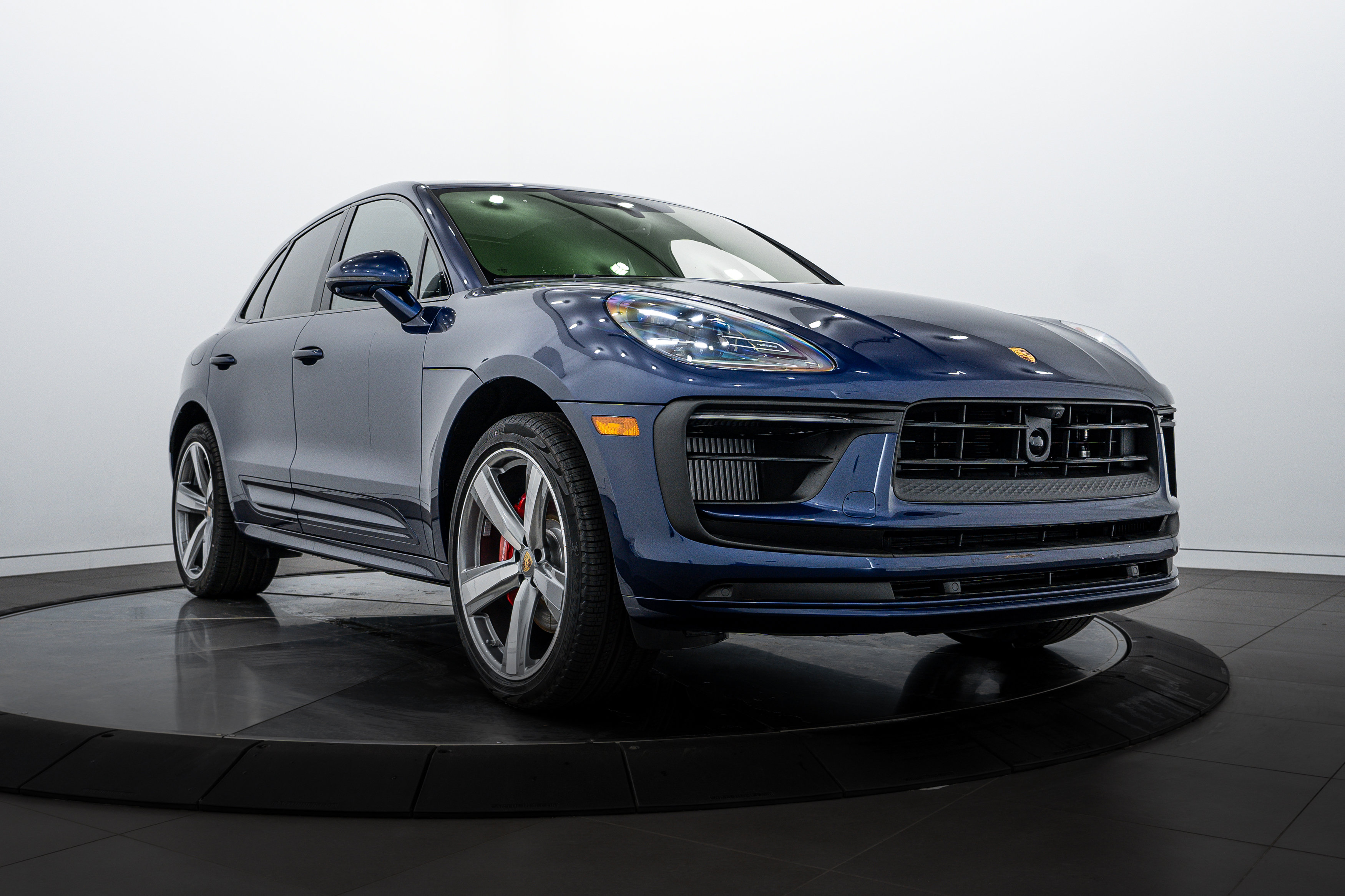 New 2025 Porsche Macan S image 9