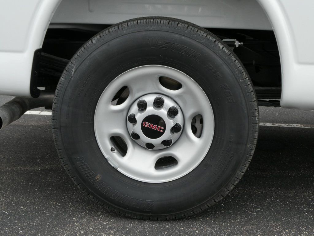New 2025 GMC Savana 3500 w/ Driver Convenience Package RWD image 19