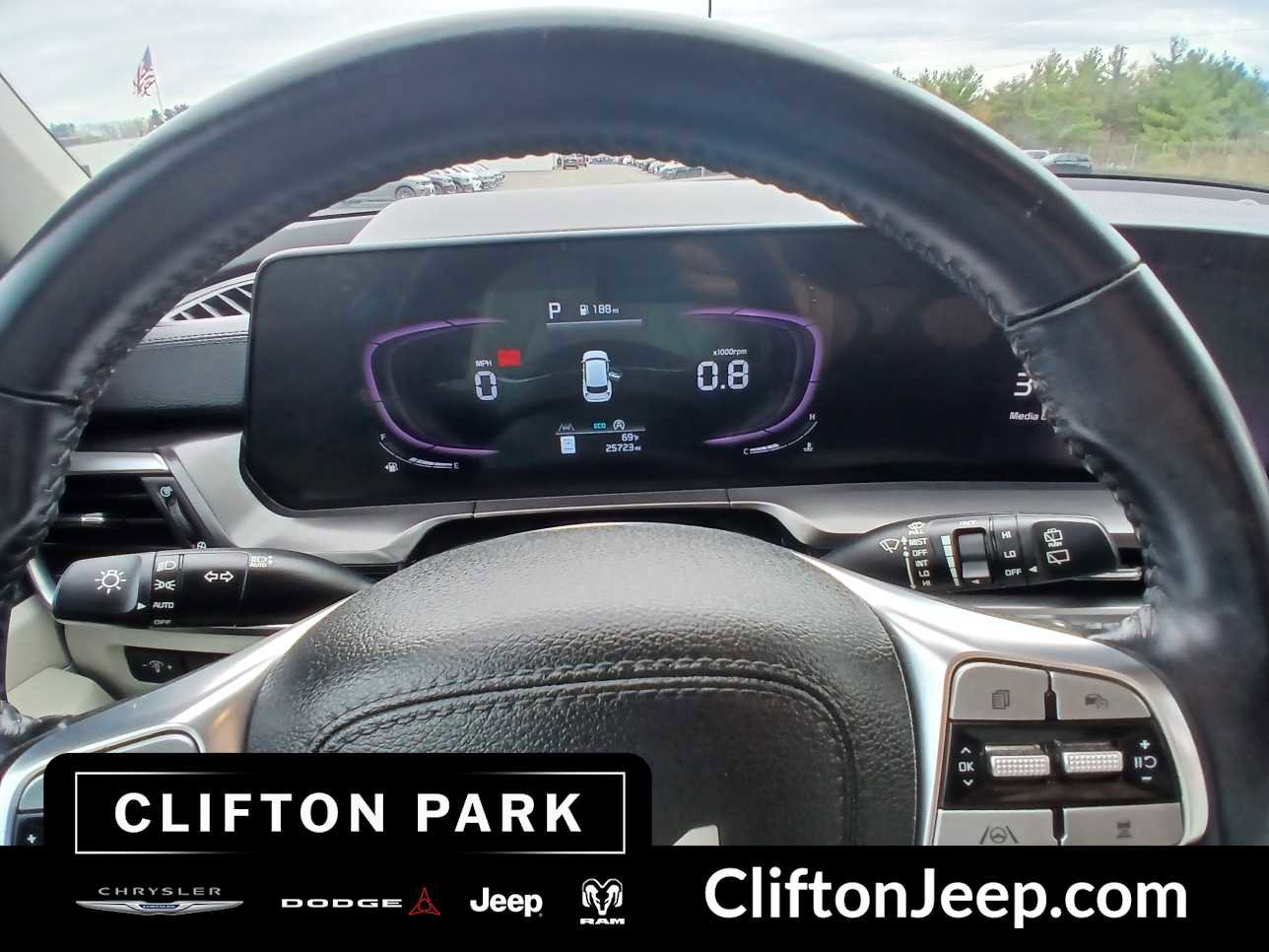 Used 2024 Kia Telluride S AWD/4WD image 21