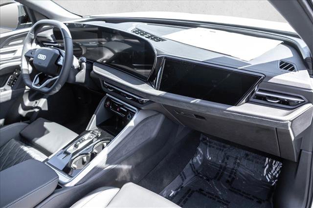 New 2026 Audi SQ5 Premium Plus AWD/4WD image 24