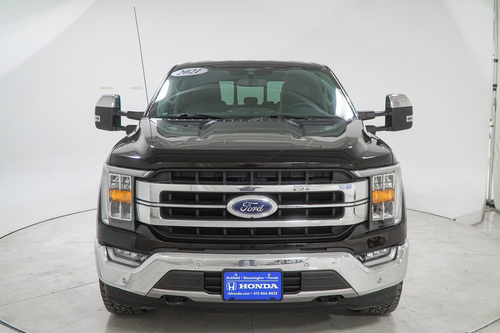 Used 2021 Ford F150 Lariat w/ Max Trailer Tow Package image 2