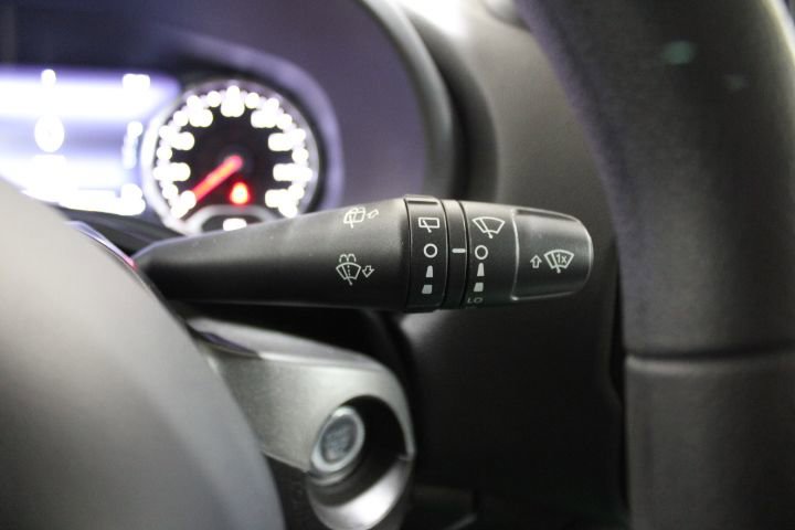 Used 2023 Jeep Renegade Latitude image 31