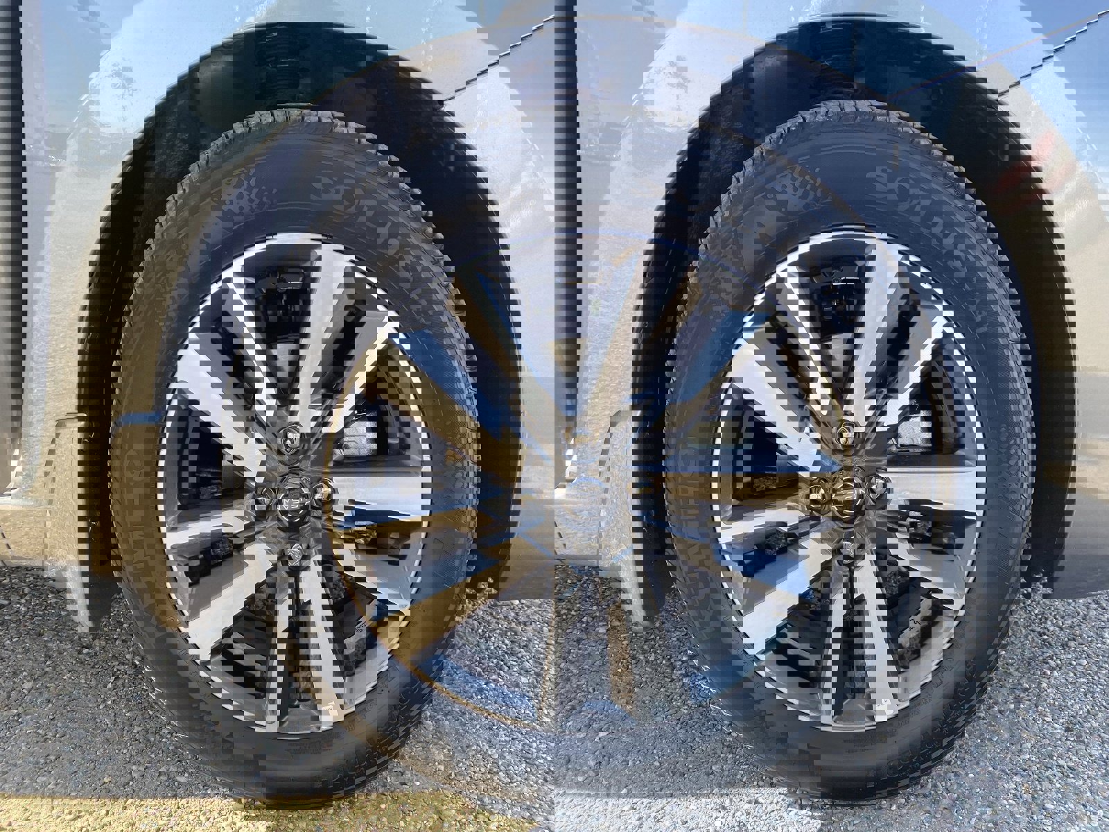 Certified 2025 Nissan Versa SV w/ Trunk Package image 10