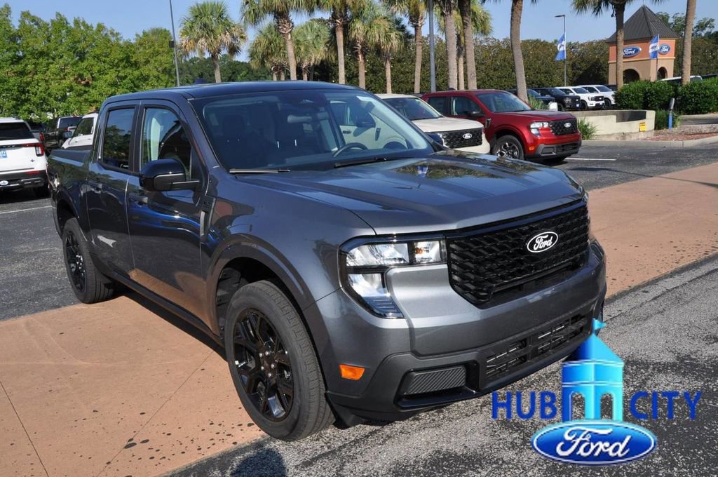 New 2025 Ford Maverick XLT w/ Black Appearance Package image 7