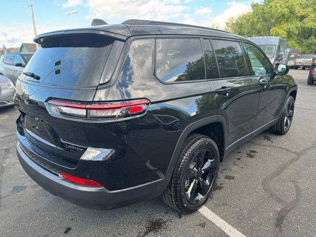 New 2025 Jeep Grand Cherokee L Limited w/ Black Appearance Package image 4