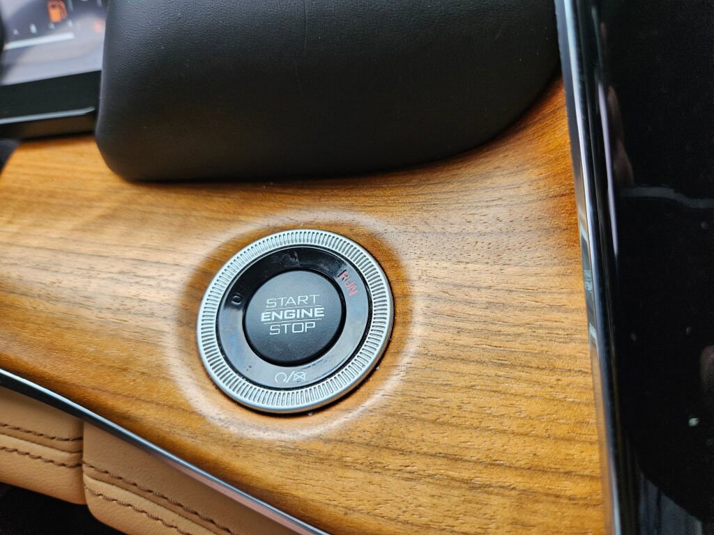 Used 2021 Jeep Grand Cherokee L Summit image 27