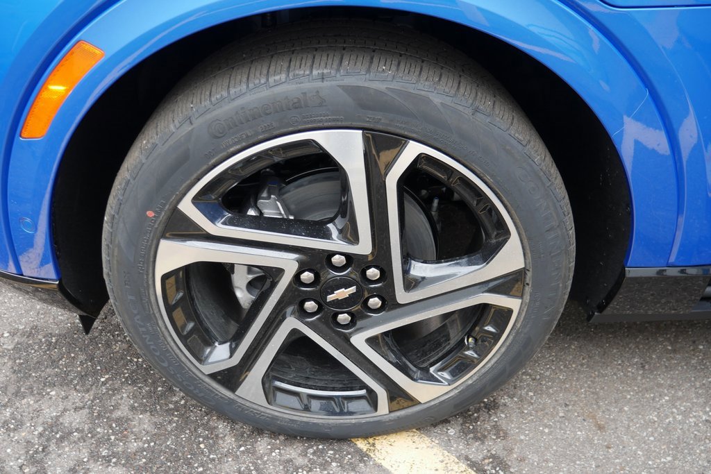 New 2026 Chevrolet Equinox EV LT image 34