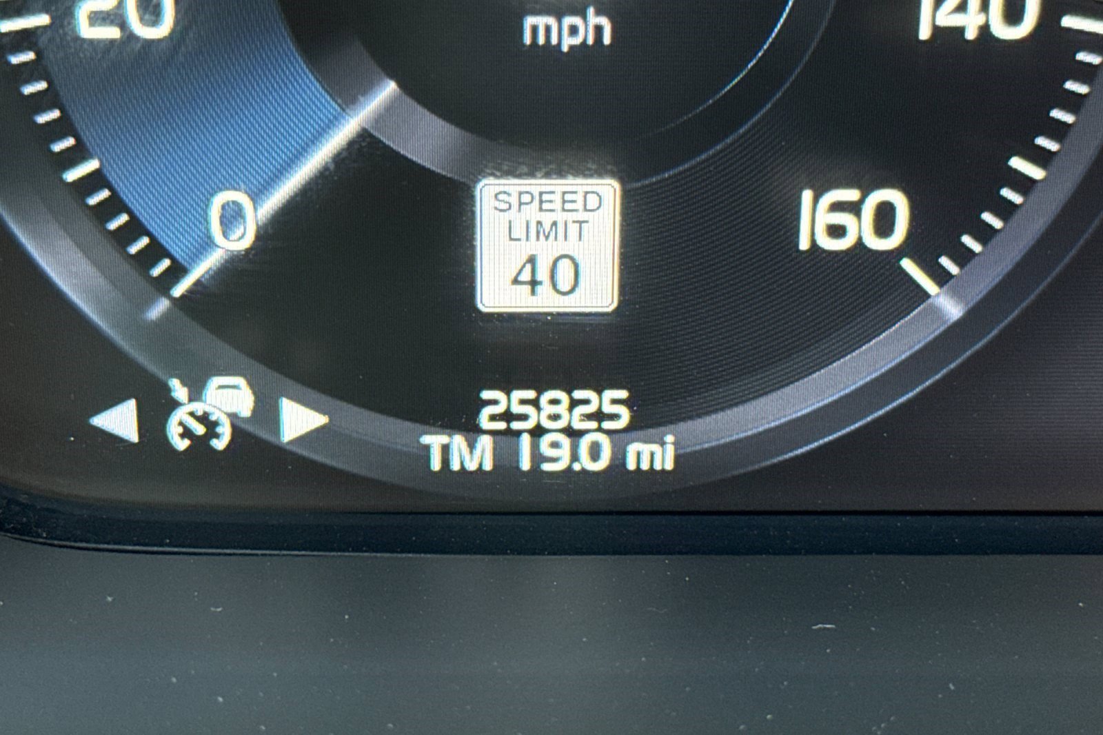 Used 2022 Volvo XC90 T8 Inscription w/ Advanced Package image 36