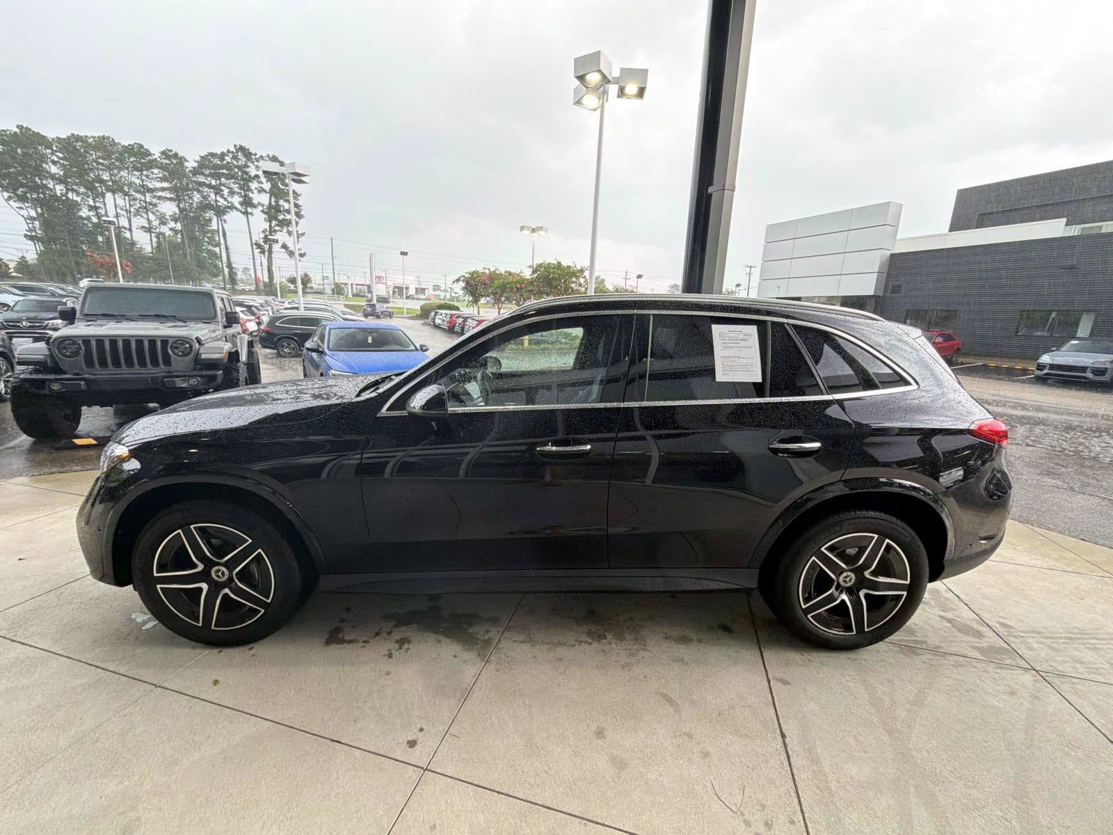 Certified 2026 Mercedes-Benz GLC 300 image 8
