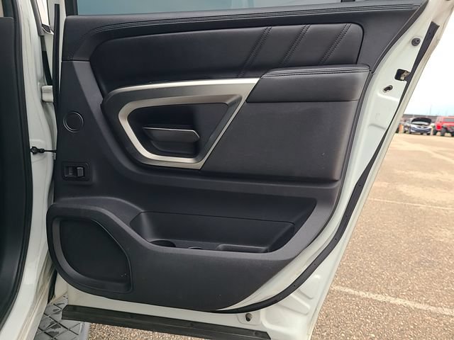 Used 2015 Nissan Armada Platinum AWD/4WD image 34