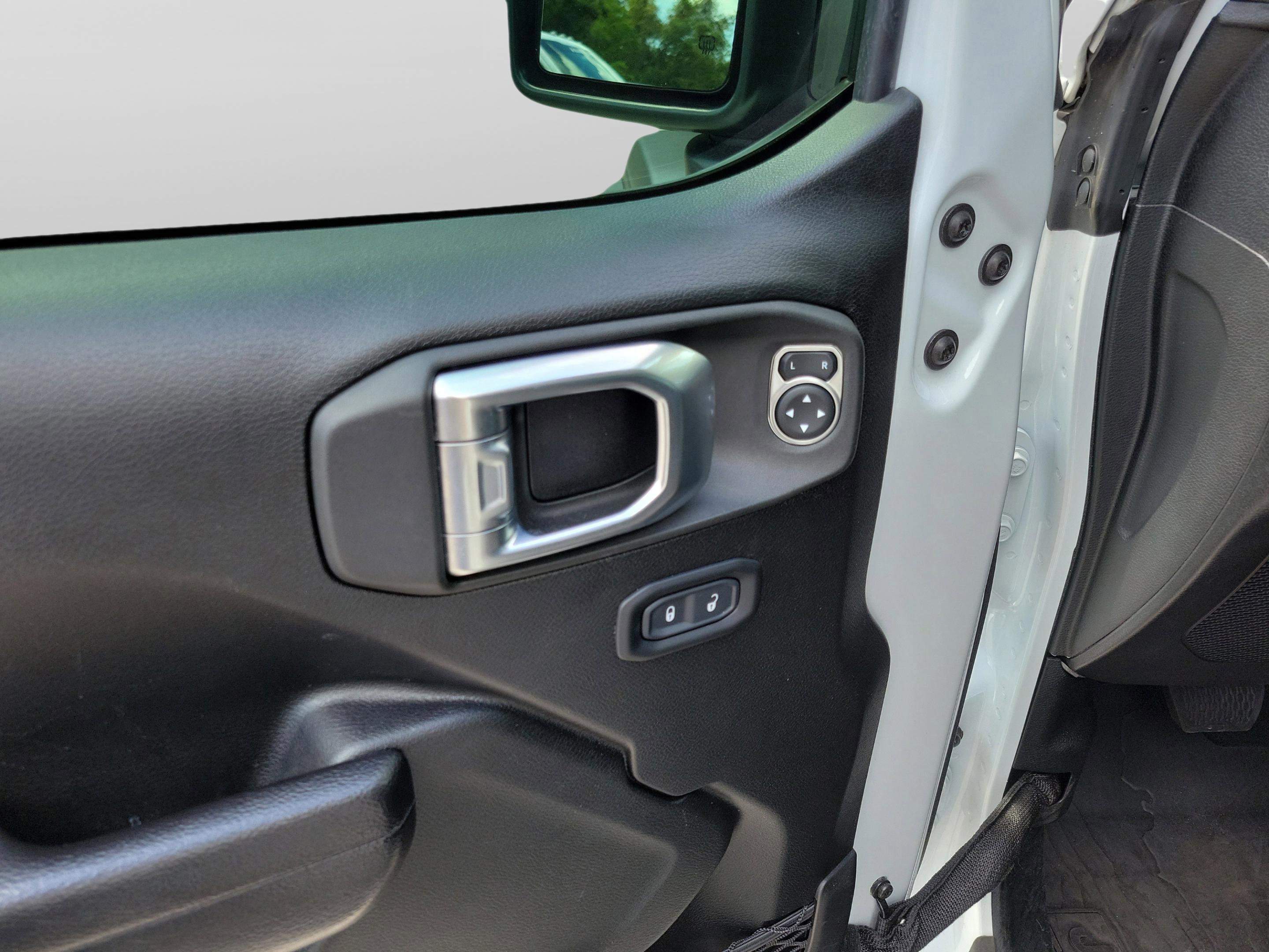 Used 2022 Jeep Wrangler Unlimited Sport image 7