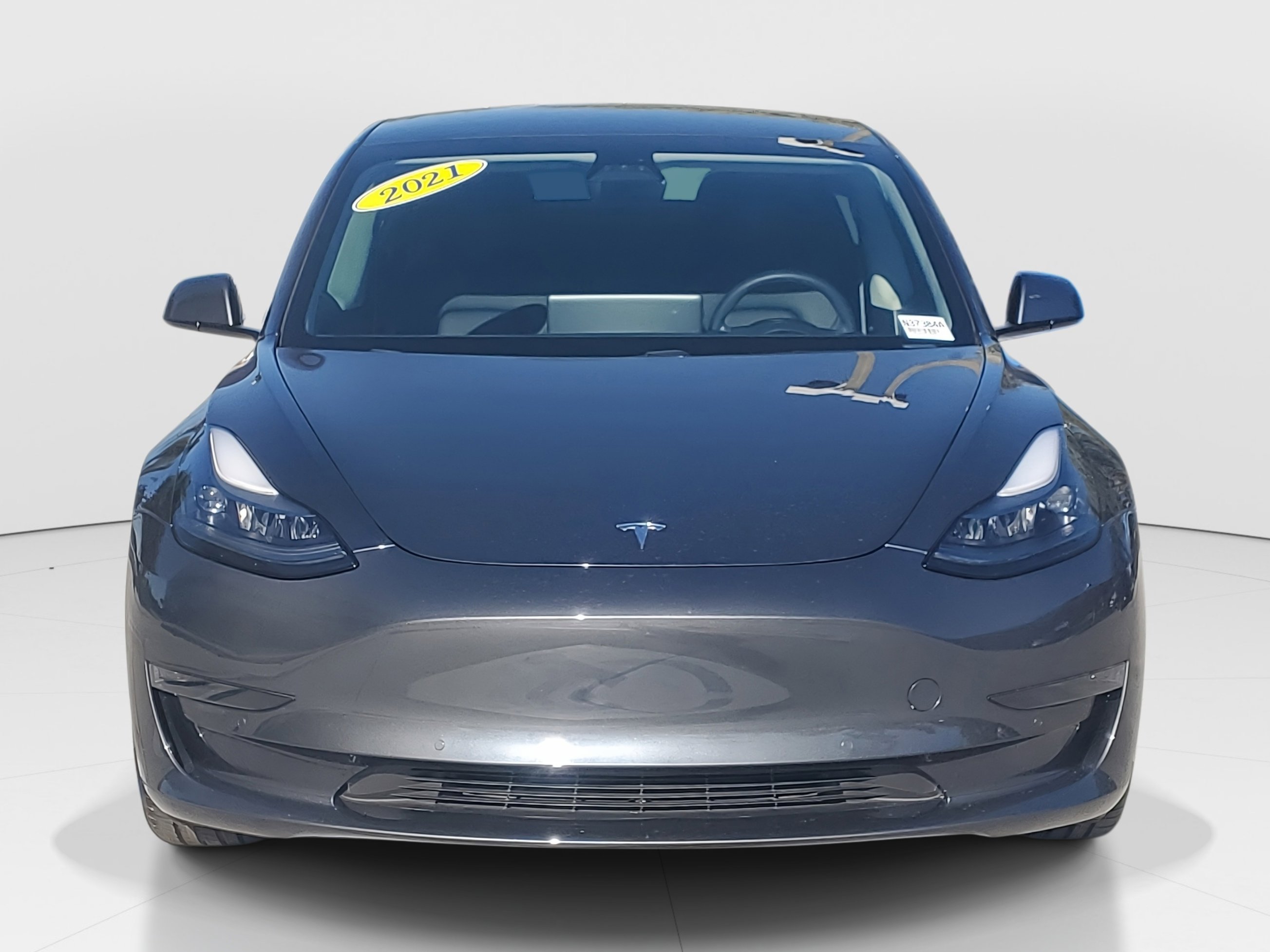 Used 2021 Tesla Model 3 Standard Range Plus image 3