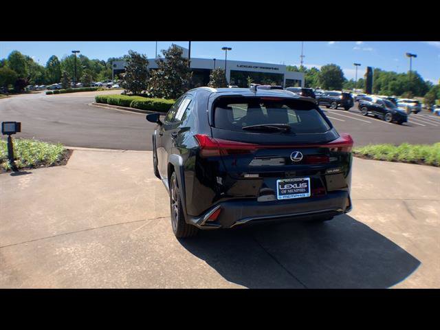 Used 2019 Lexus UX 200 F Sport w/ F Sport Premium Package FWD image 9