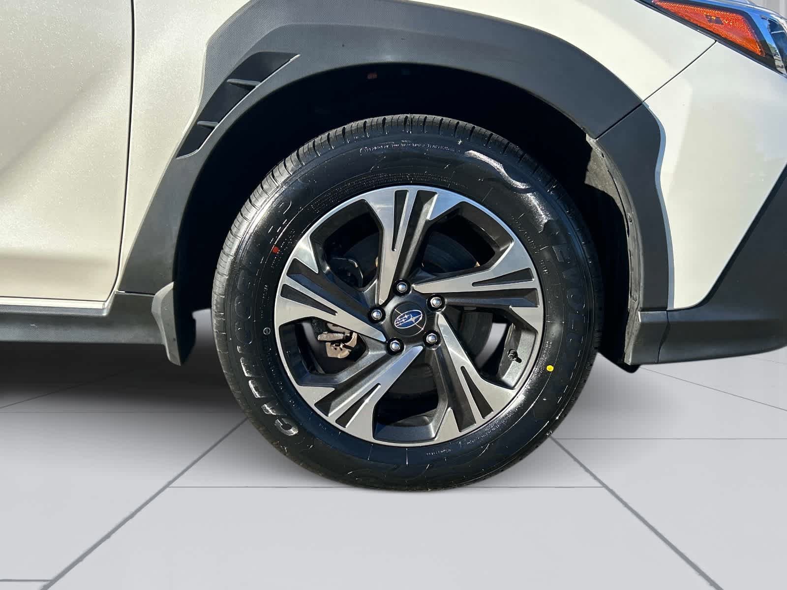 Used 2024 Subaru Crosstrek 2.0i Premium AWD/4WD image 12
