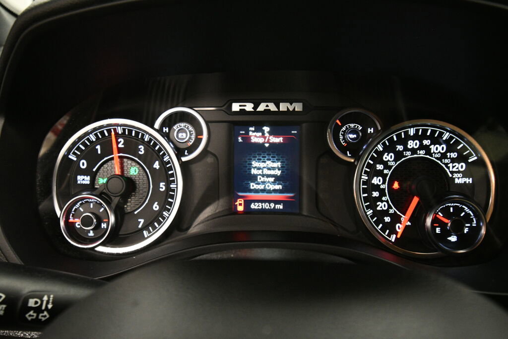 Used 2023 RAM 1500 Big Horn AWD/4WD image 14