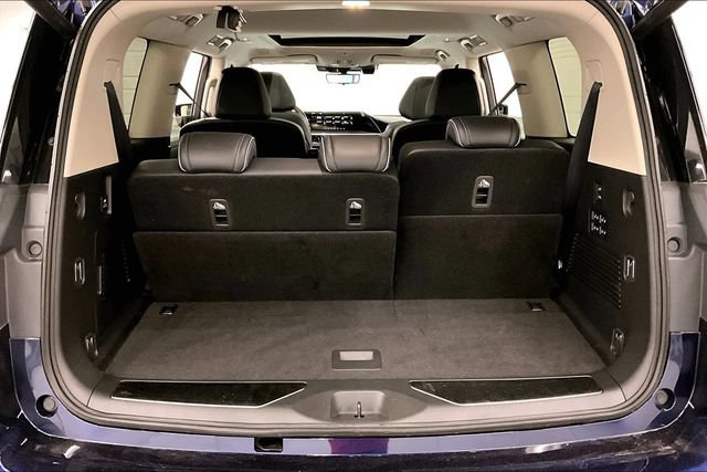 Used 2025 INFINITI QX80 Sensory AWD/4WD image 41