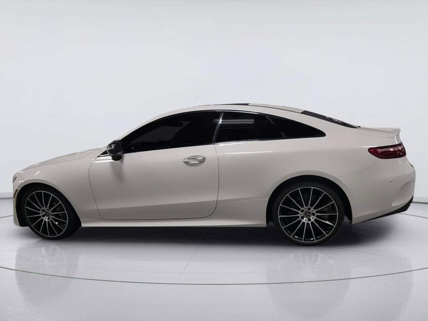 Used 2023 Mercedes-Benz E 450 Coupe image 6