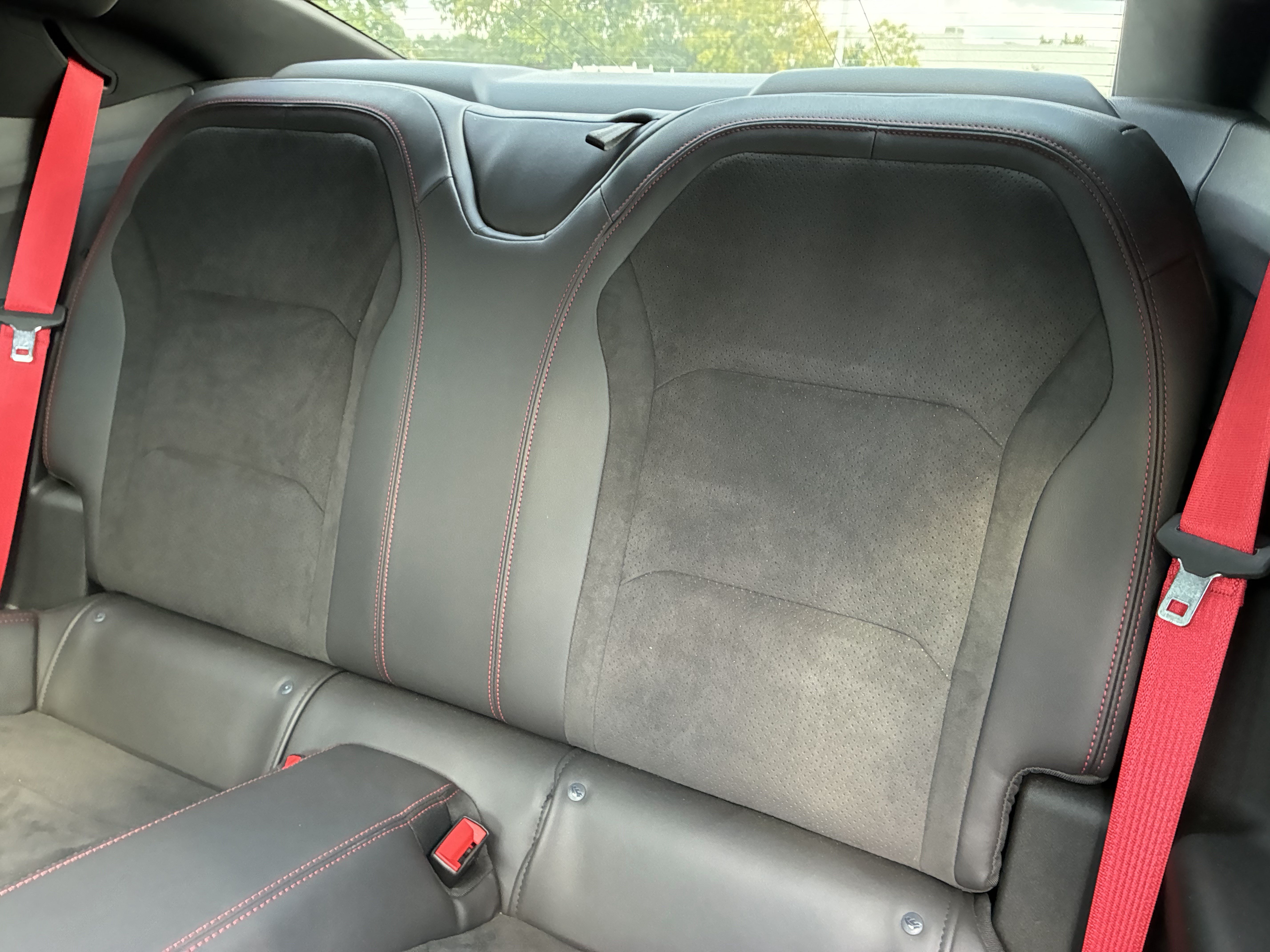 Used 2018 Chevrolet Camaro ZL1 RWD image 14