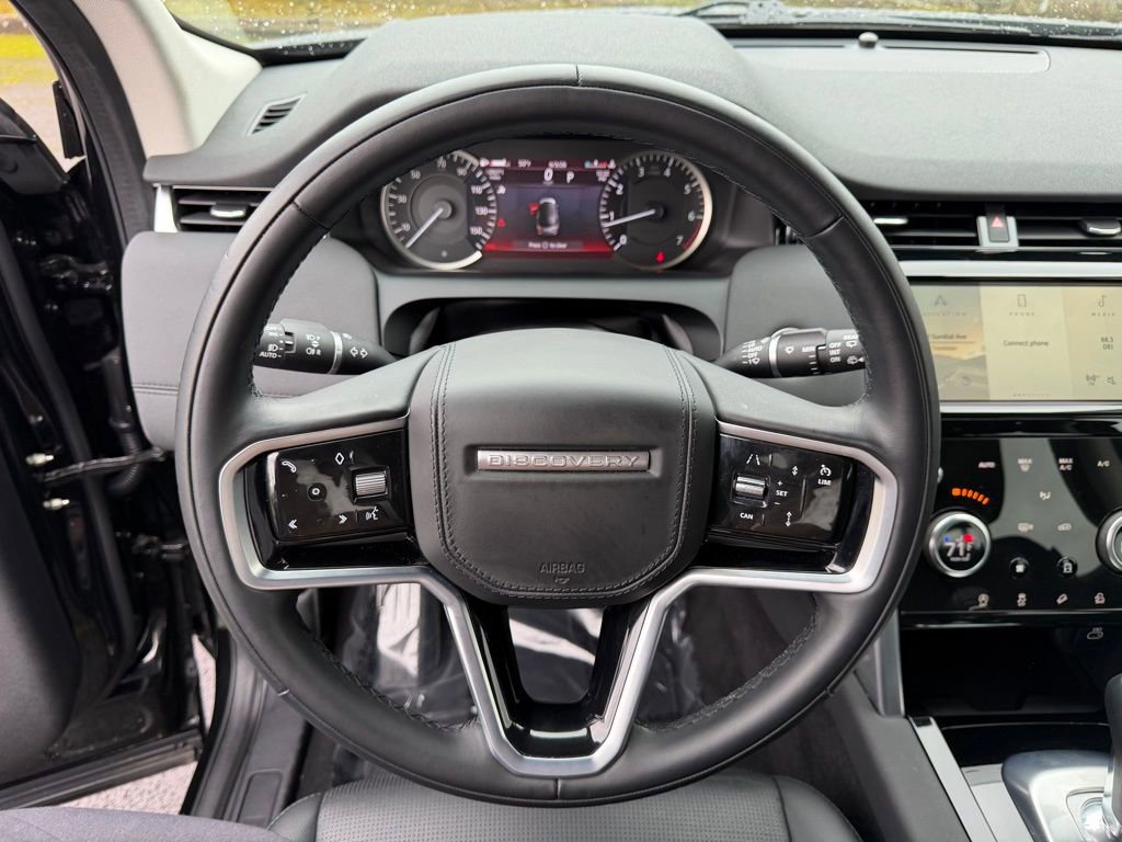 Used 2023 Land Rover Discovery Sport SE image 21