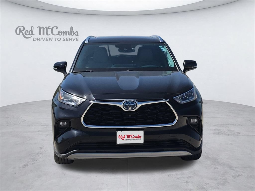 Used 2023 Toyota Highlander Platinum FWD image 11
