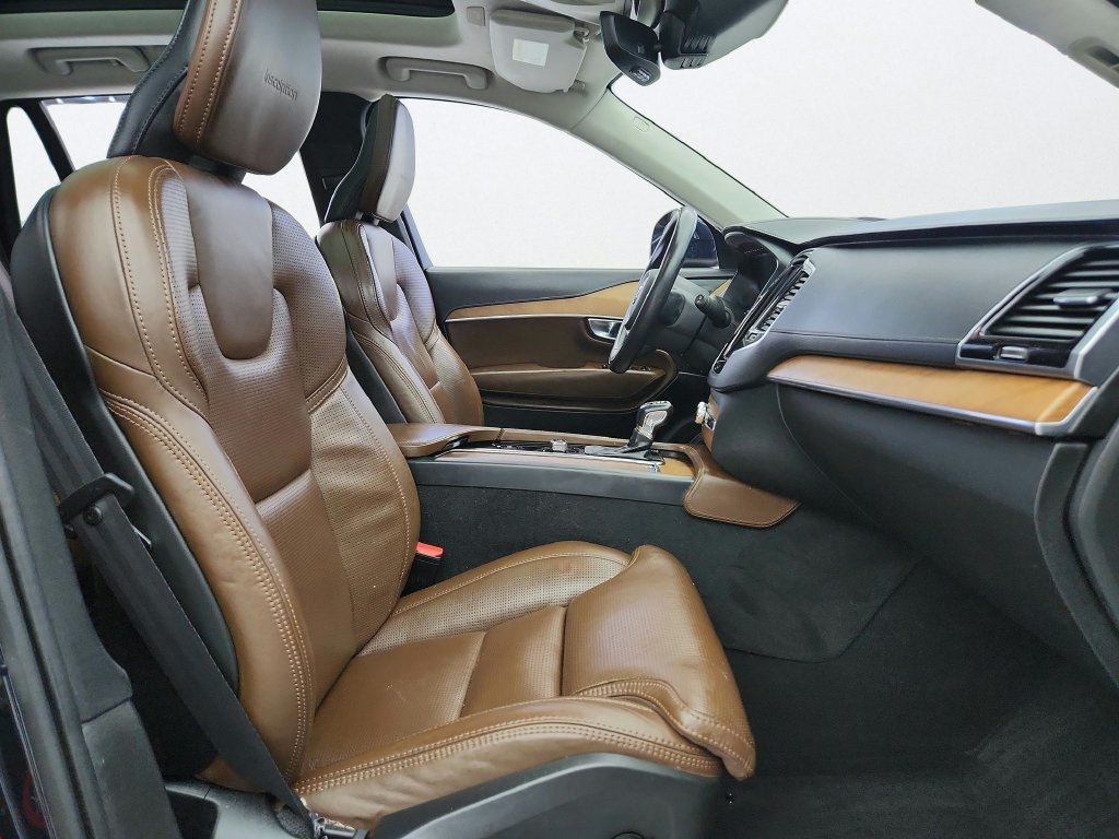 Used 2019 Volvo XC90 T6 Inscription w/ Luxury Package AWD/4WD image 32
