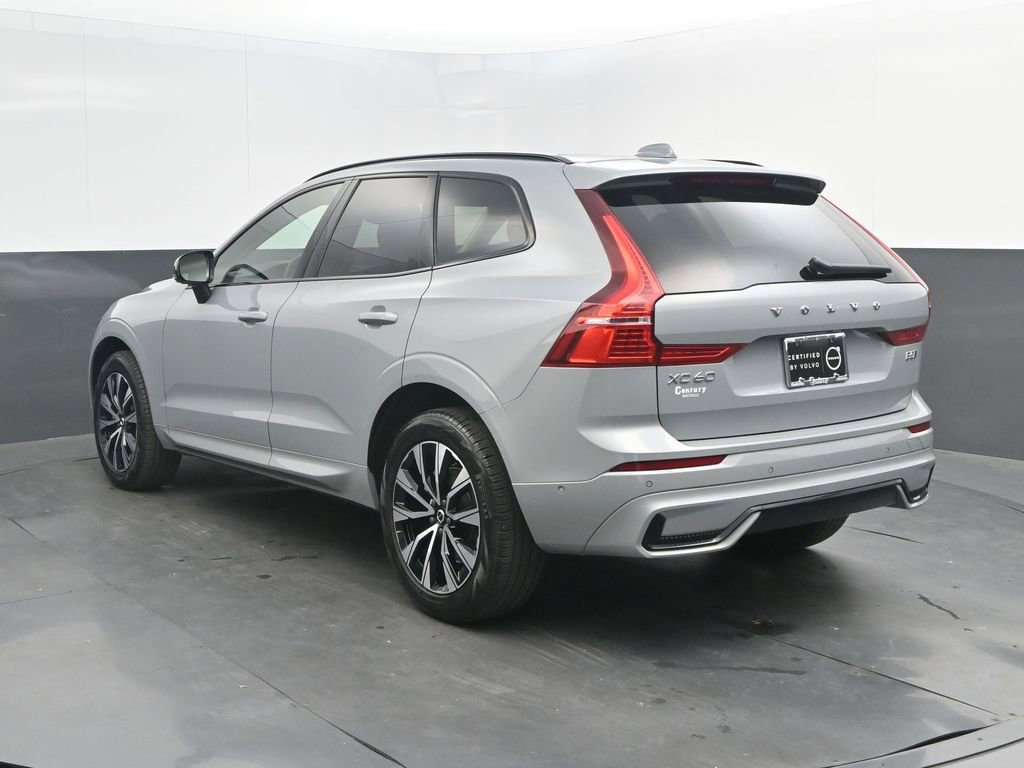 Used 2024 Volvo XC60 B5 Plus AWD/4WD image 3