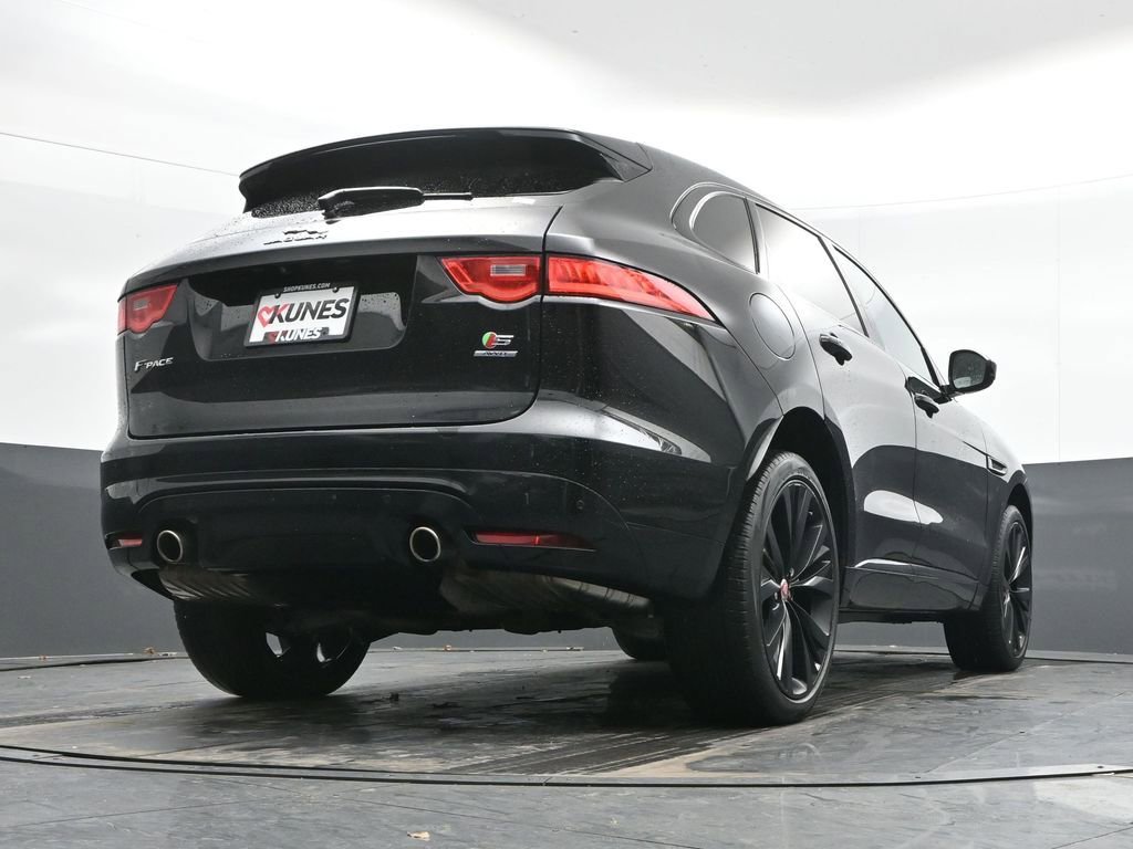 Used 2020 Jaguar F-PACE S image 38