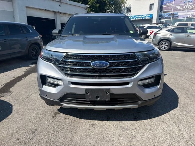 Used 2021 Ford Explorer XLT w/ Equipment Group 202A AWD/4WD image 1