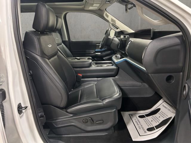 Used 2025 Ford Expedition Platinum AWD/4WD image 20