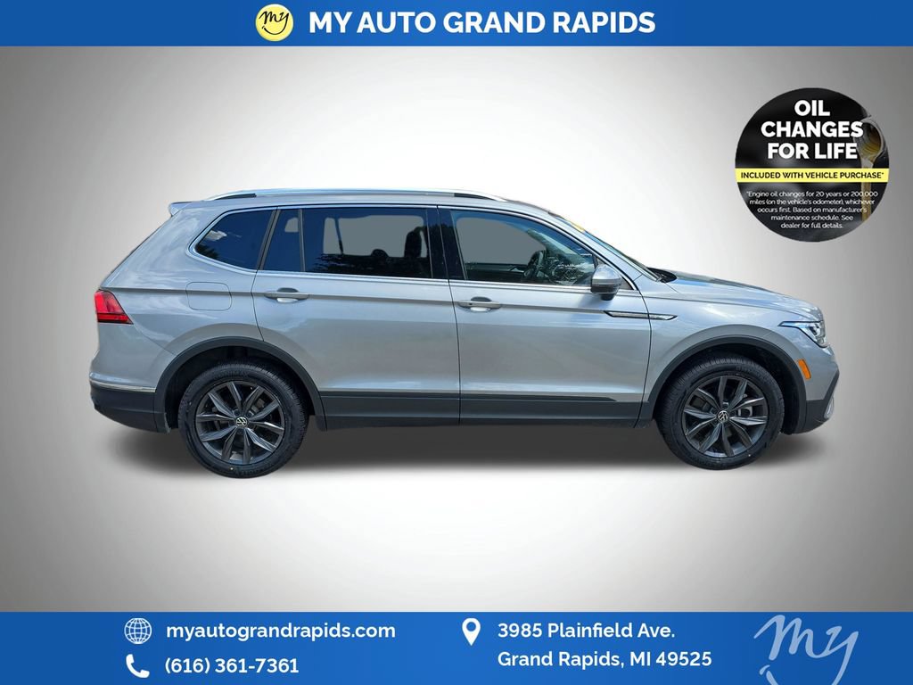 Used 2023 Volkswagen Tiguan SE AWD/4WD image 8