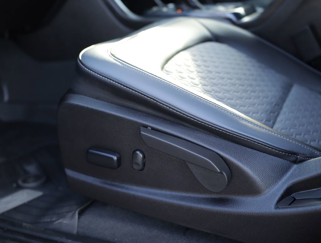 Used 2022 Chevrolet Colorado Z71 image 22