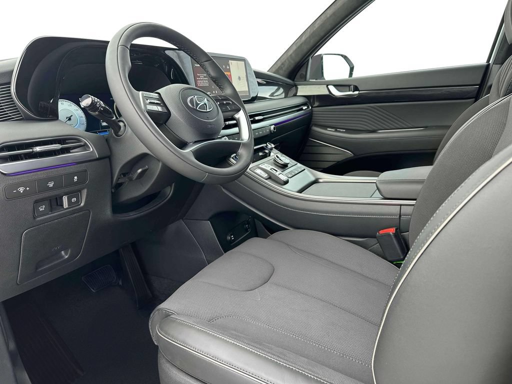 Certified 2025 Hyundai Palisade Calligraphy AWD/4WD image 16