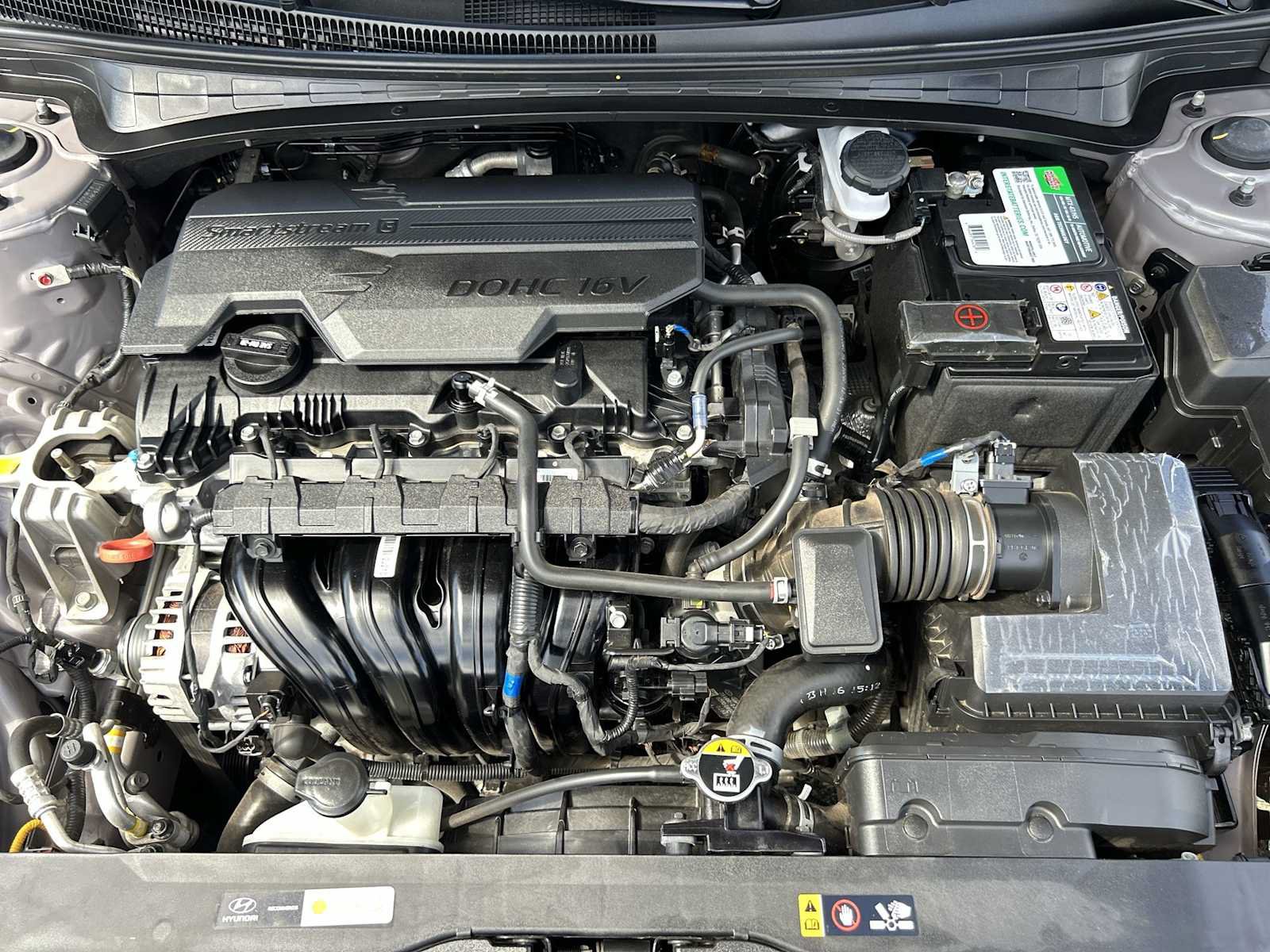 Used 2024 Hyundai Elantra SEL FWD image 16