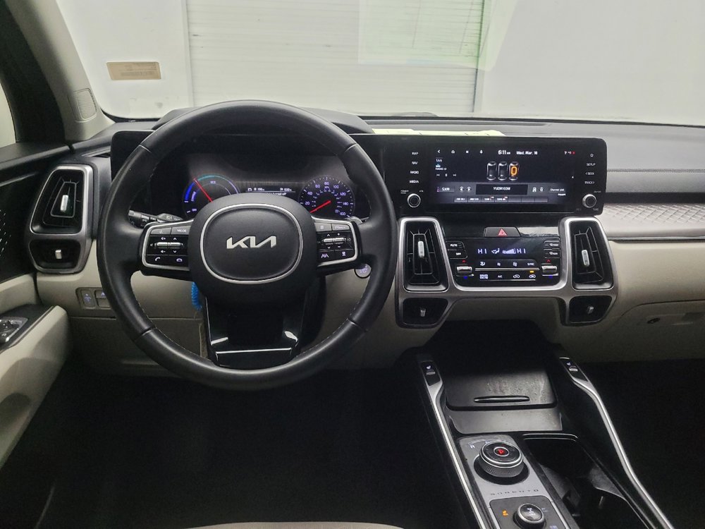 Used 2022 Kia Sorento EX w/ Panoramic Sunroof Package image 22