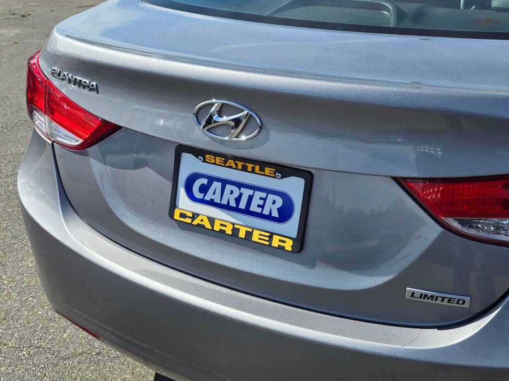 Used 2013 Hyundai Elantra Limited w/ Technology Pkg FWD image 14