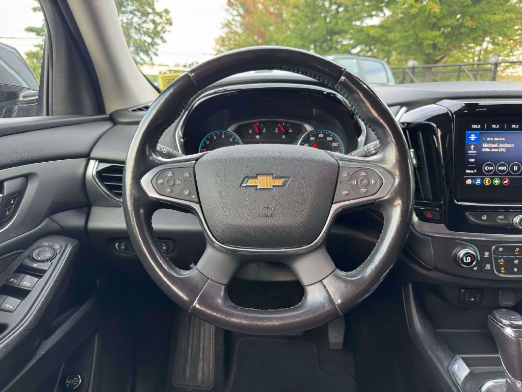 Used 2020 Chevrolet Traverse LT w/ Driver Confidence II Package AWD/4WD image 21