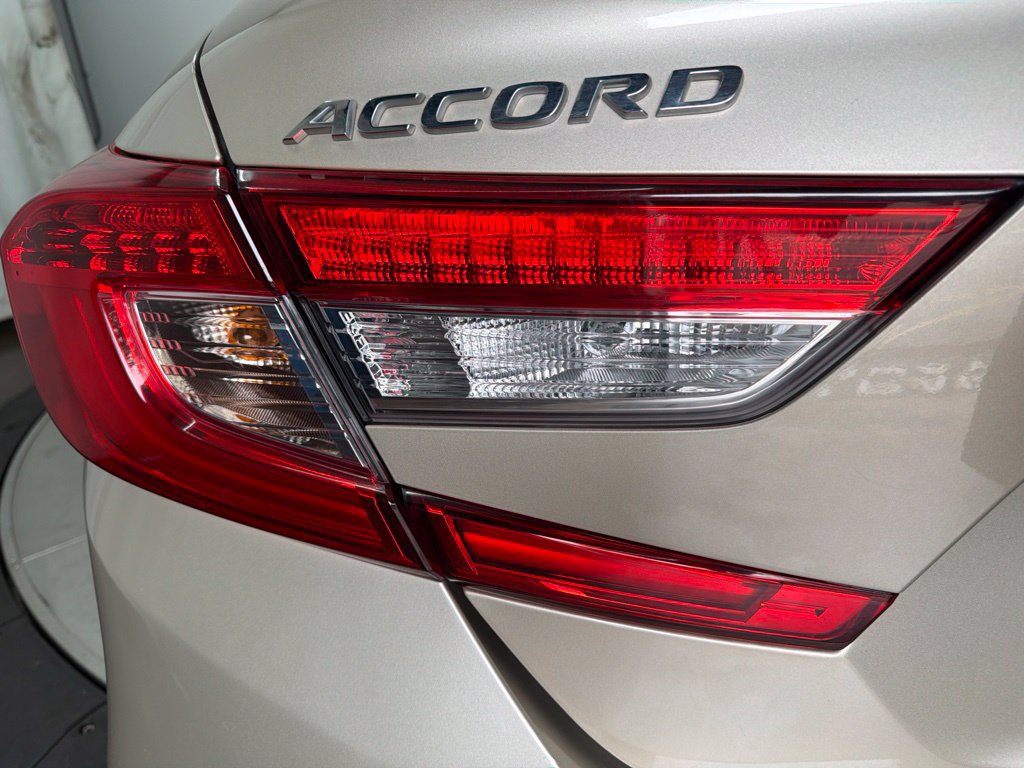 Used 2019 Honda Accord LX image 9