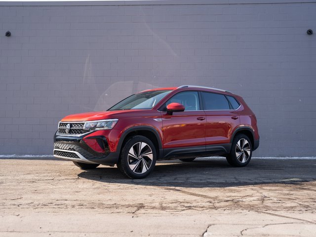 Certified 2024 Volkswagen Taos SE video 1