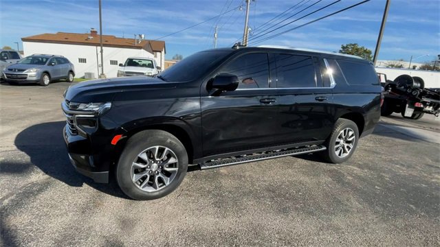 Used 2021 Chevrolet Suburban LT image 6